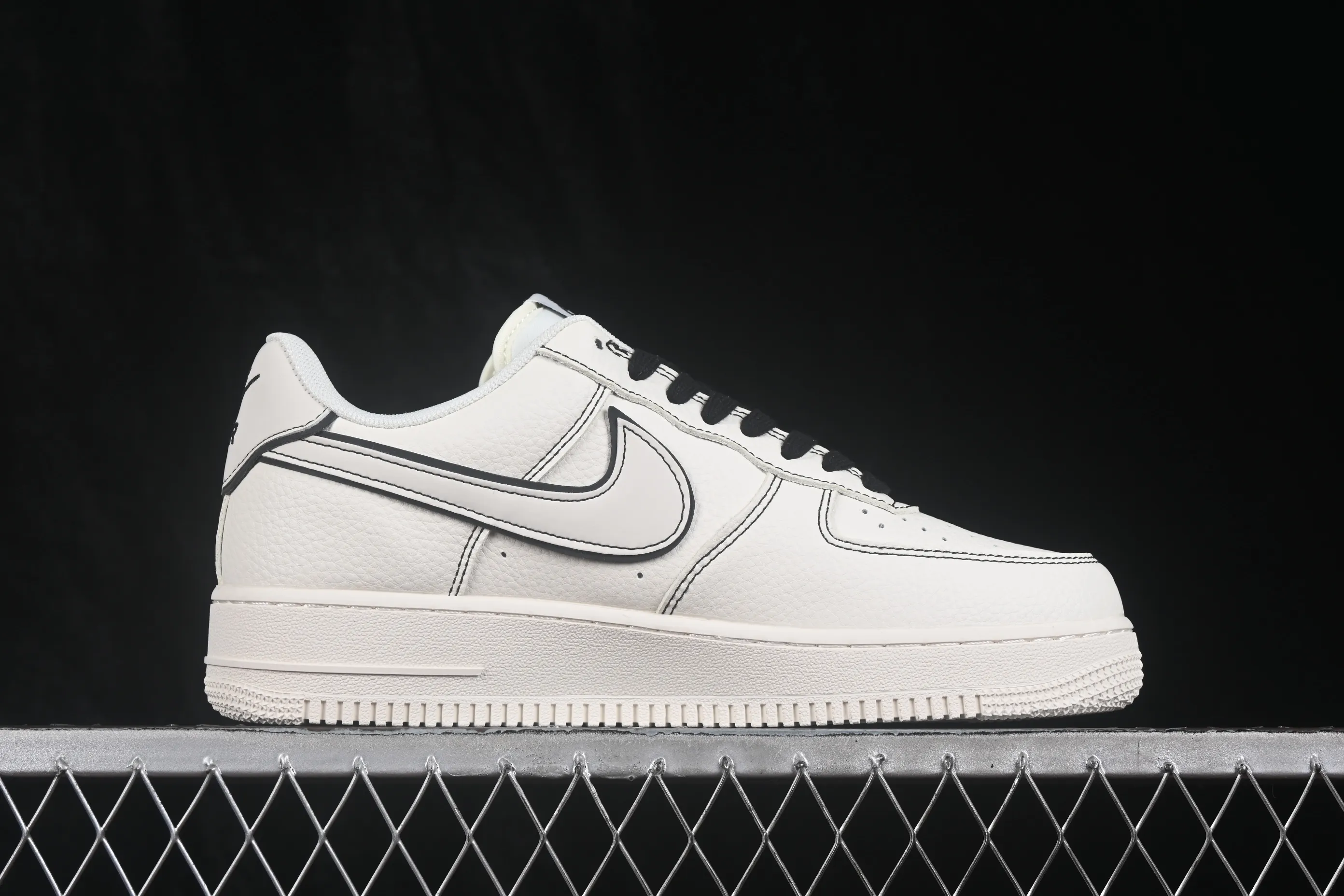 All categories Nk Air Force 1 Air Force series Nk Air Force 1 Low Air Force low-top Nike Air Force 1'07 Low joint model Air Force 1 low-top casual sneakers DN9688-118